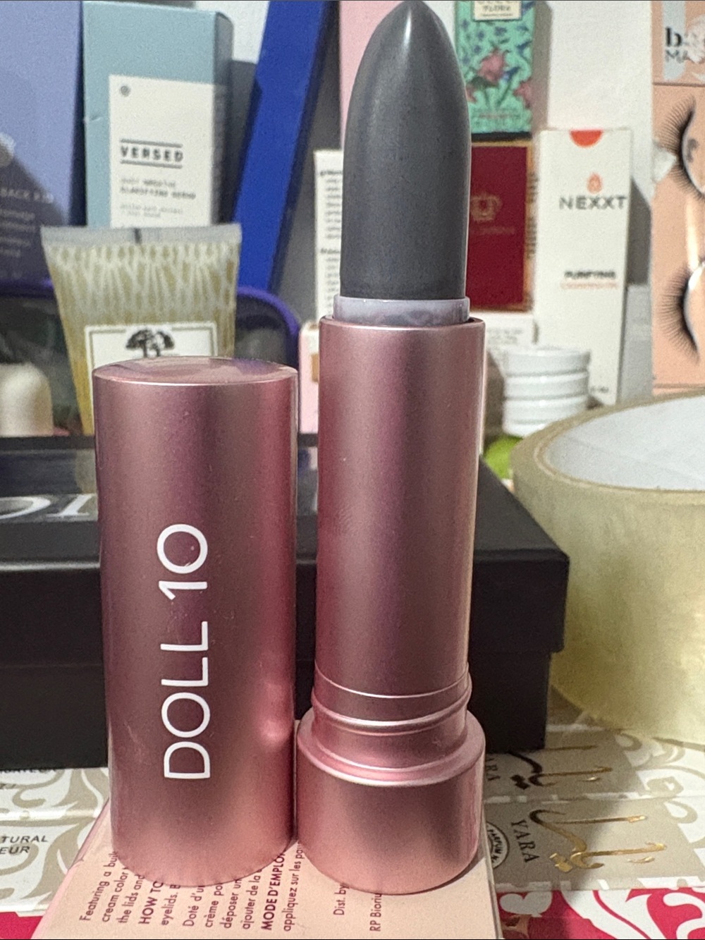 DOLL 10 lipstick Ph Adaptive Lip color